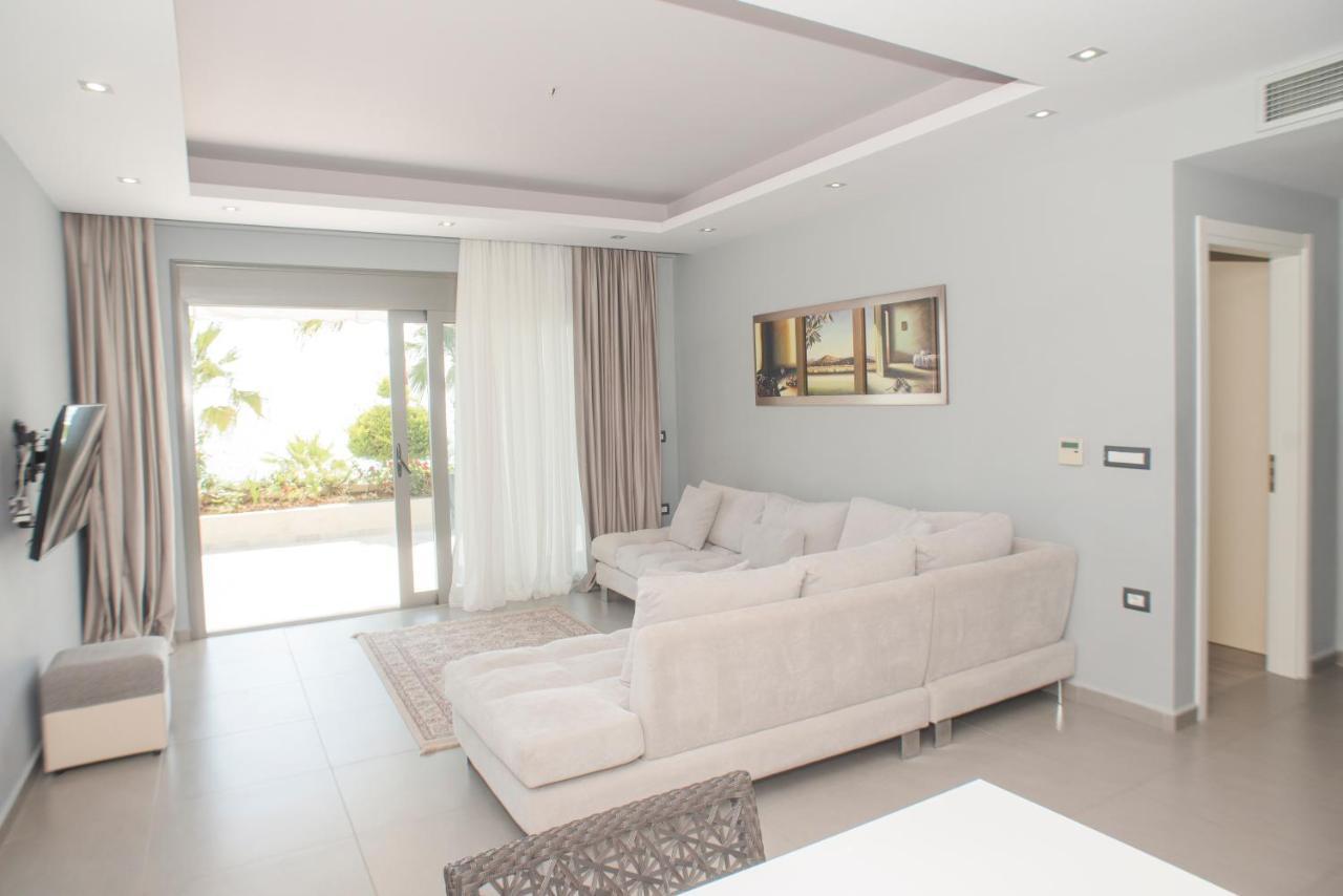 Residence Saranda International Luaran gambar