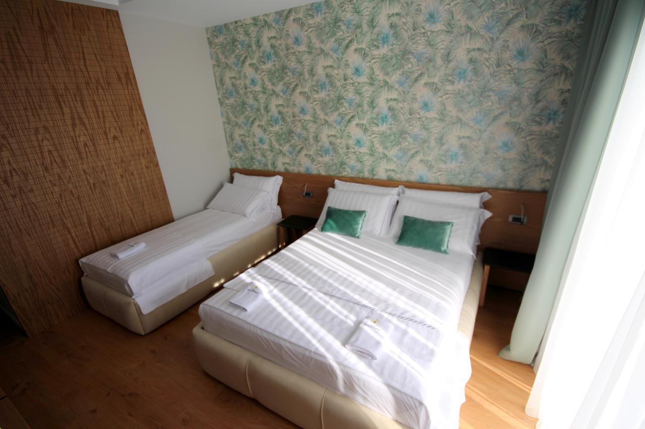 Residence Saranda International Luaran gambar