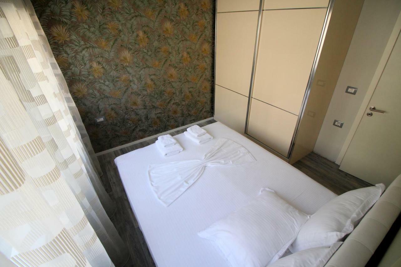 Residence Saranda International Luaran gambar